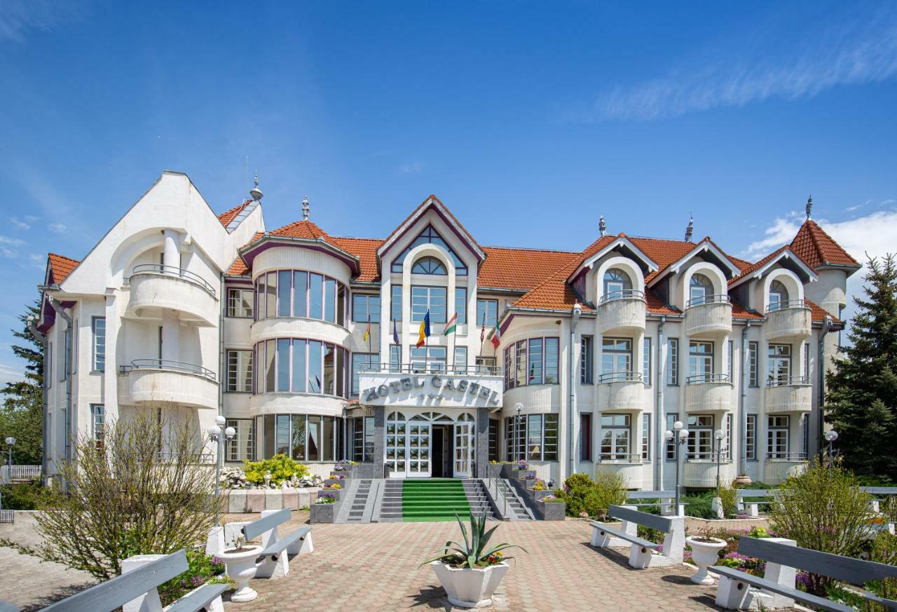 Hotel Castel Sfântu-Gheorghe 外观 照片